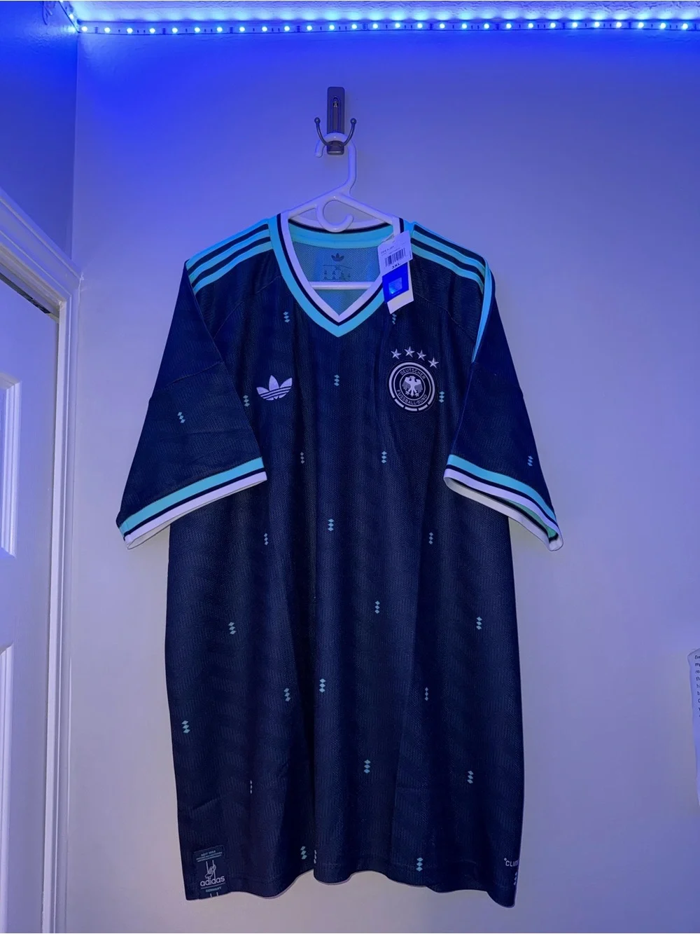 adidas Men’s Germany Away 2026 World Cup Jersey Size 3XL